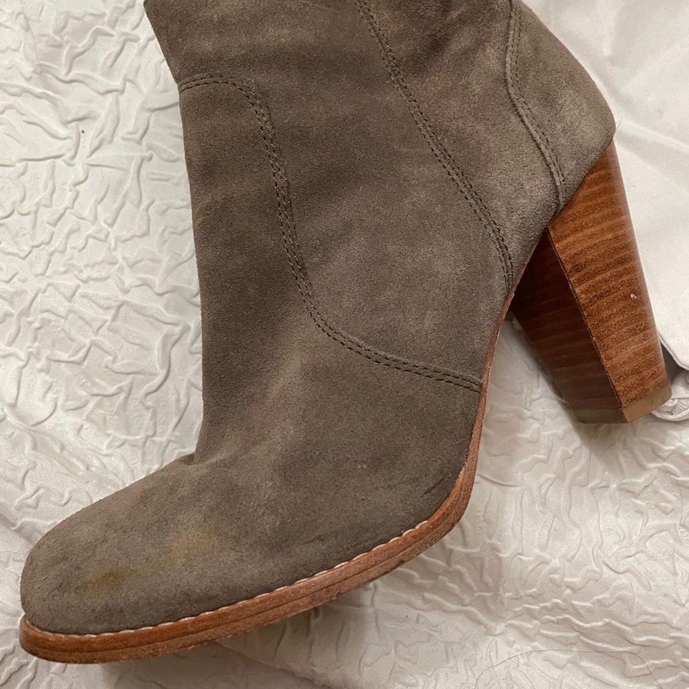 JOIE Booties - Picture 3 of 3